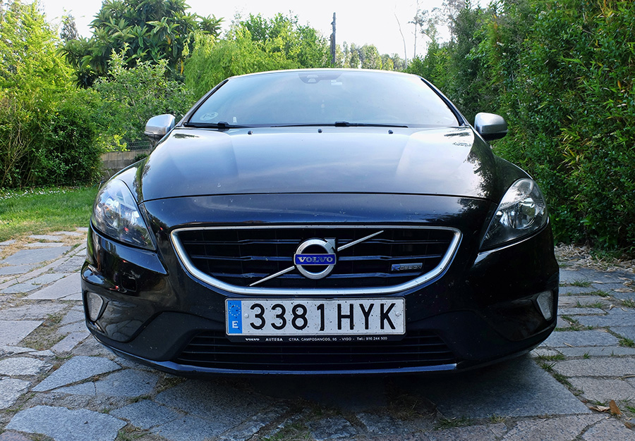 6-Volvo-V40-Rdesing-vehiculos-de-ocasion