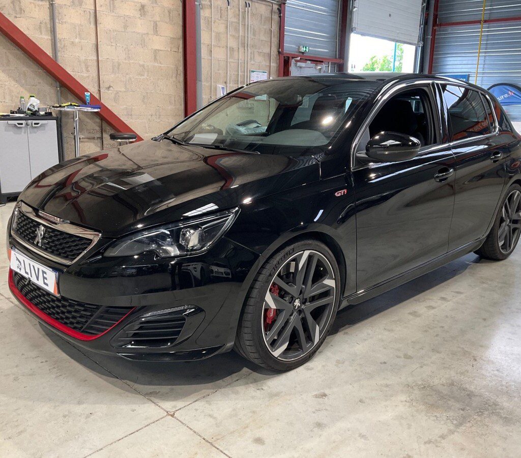 max-HU03414_606b7bf1e494e11e497854901c009853